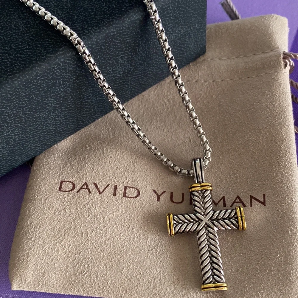 David Yurman Silver Cross Pendant Necklace with Cable Detailing - Picture 3 of 4